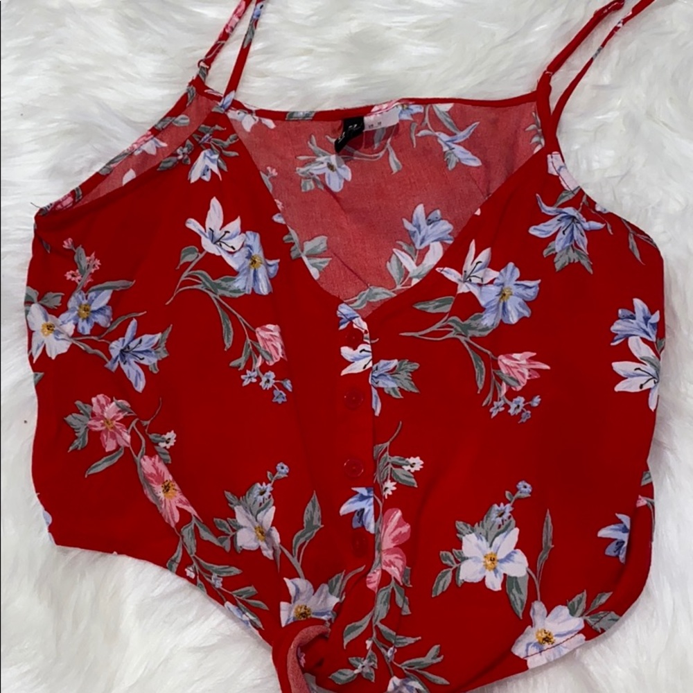 Never worn cute shirt
